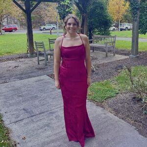 Meet your Posher, Ally